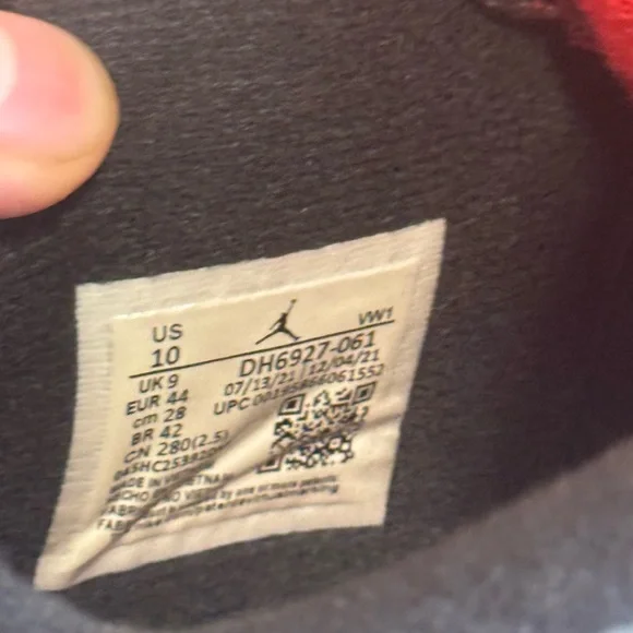 Air Jordan 4